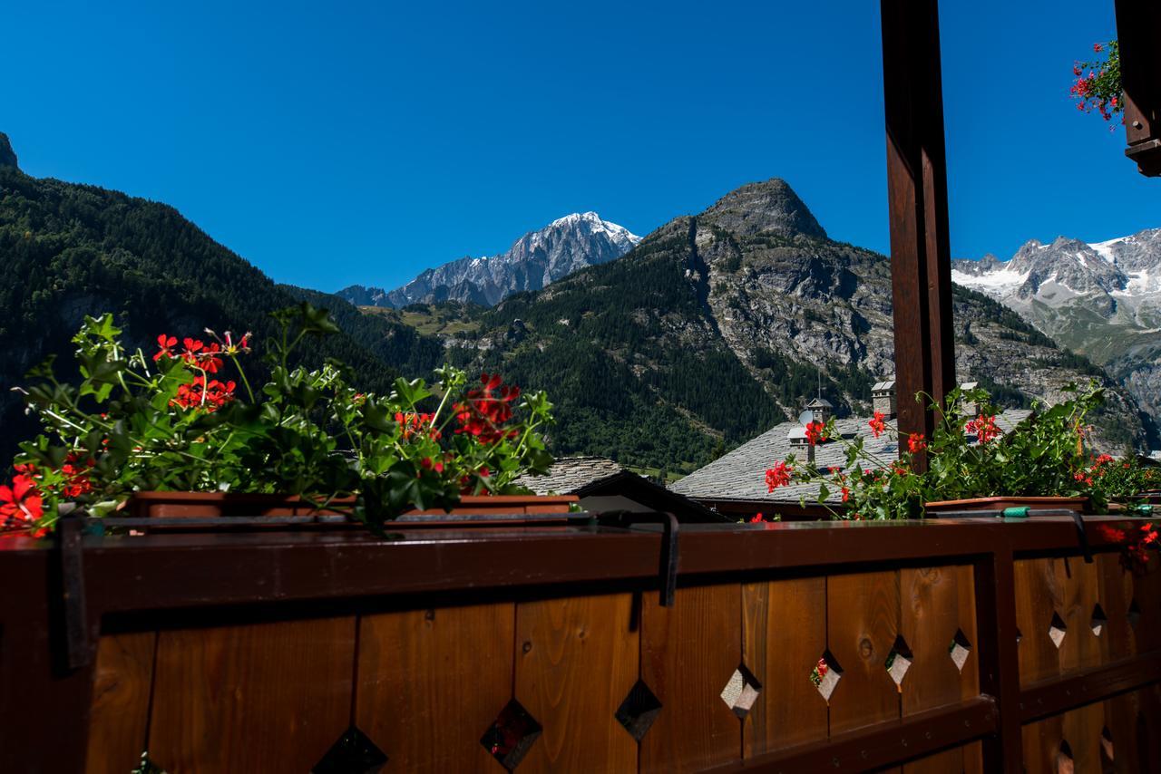 B&B Residence Checrouit Courmayeur Luaran gambar