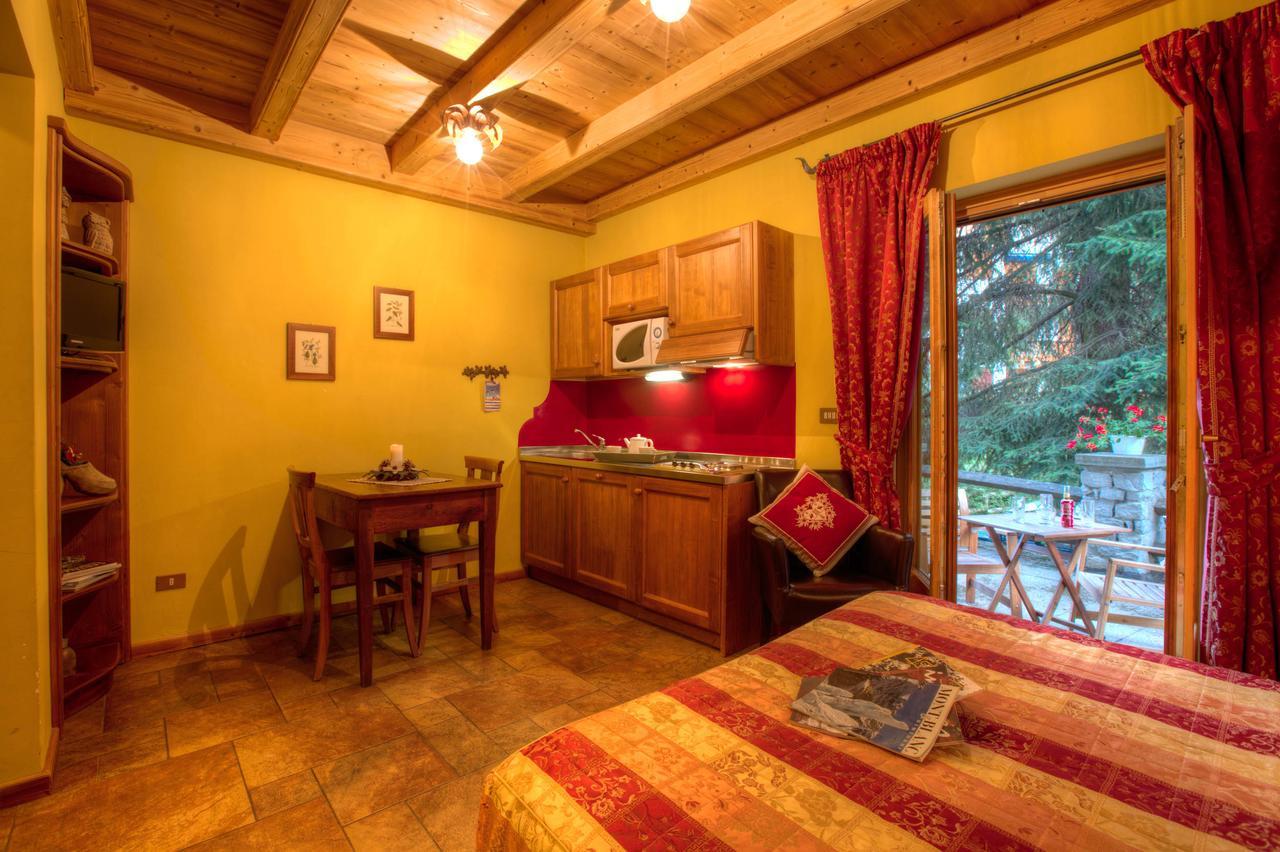 B&B Residence Checrouit Courmayeur Luaran gambar